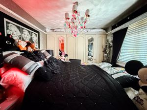 Photo 5- click for photo gallery